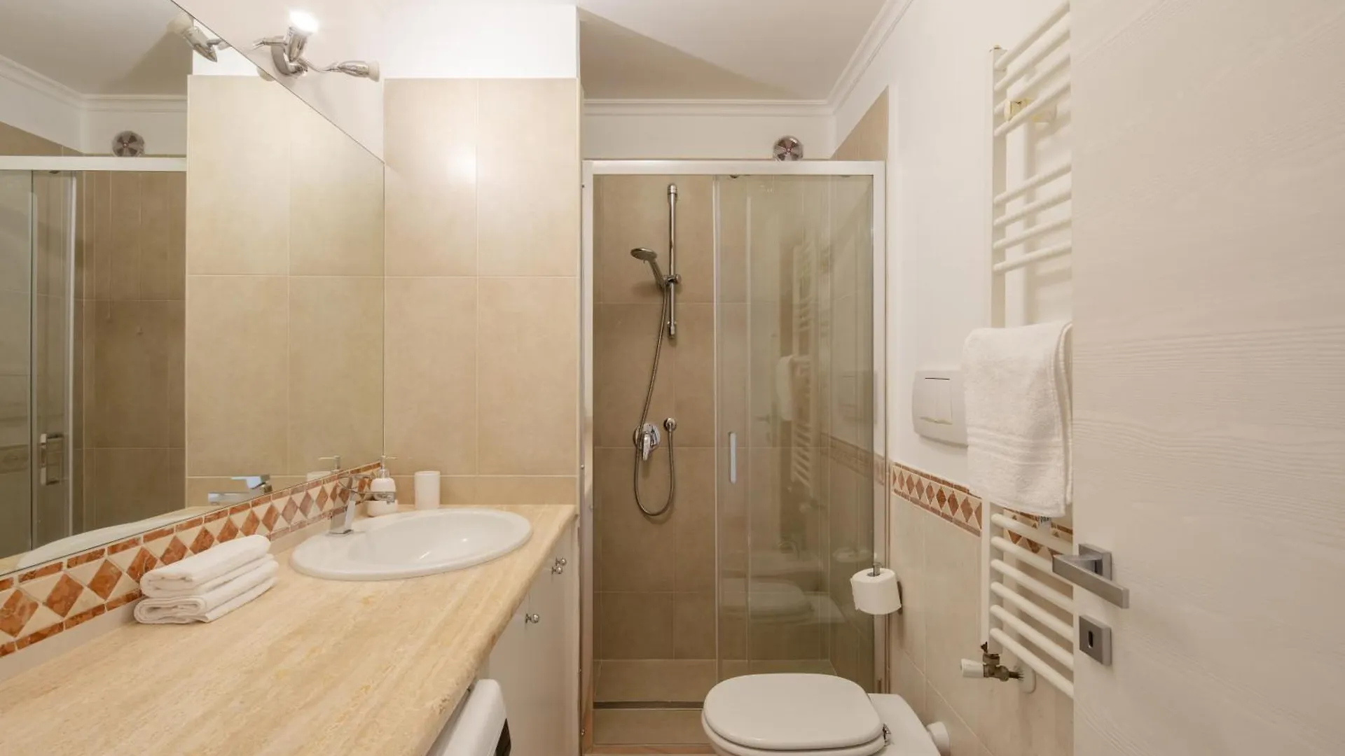 Home In Certosa Pigneto - Parcheggio Privato Incluso Rome Italy