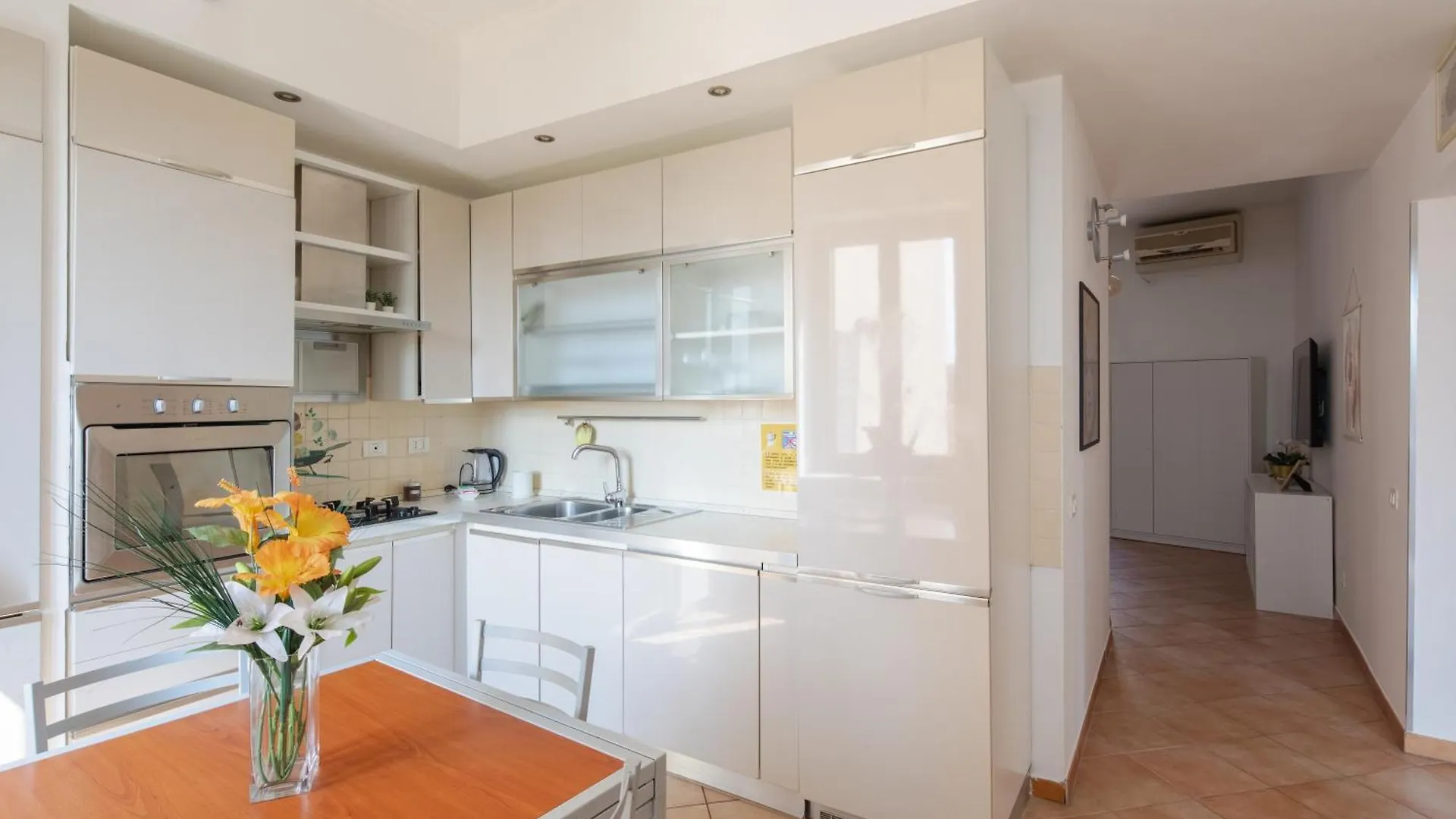 Apartment Home In Certosa Pigneto - Parcheggio Privato Incluso Rome