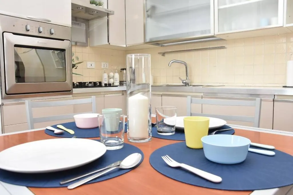 Home In Certosa Pigneto - Parcheggio Privato Incluso Rome Italy